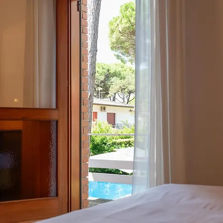 Crescendo & Private Pool Βίλα
