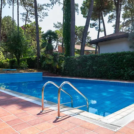 Crescendo & Private Pool Βίλα