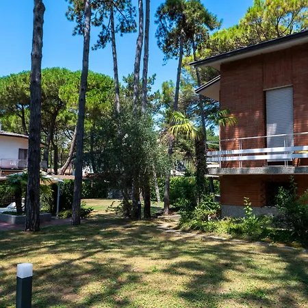 Crescendo & Private Pool * Λινιάνο Σαμπιαντόρο
